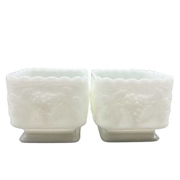Vintage Anchor Hocking Milk Glass Square Grape Footed Planter Candy Dish EUC - Picture 8 of 13